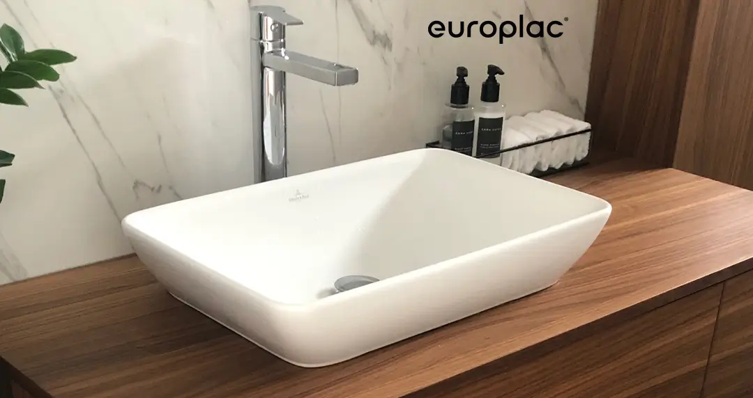 Waschbecken, Waschtisch aus Nussbaumholz