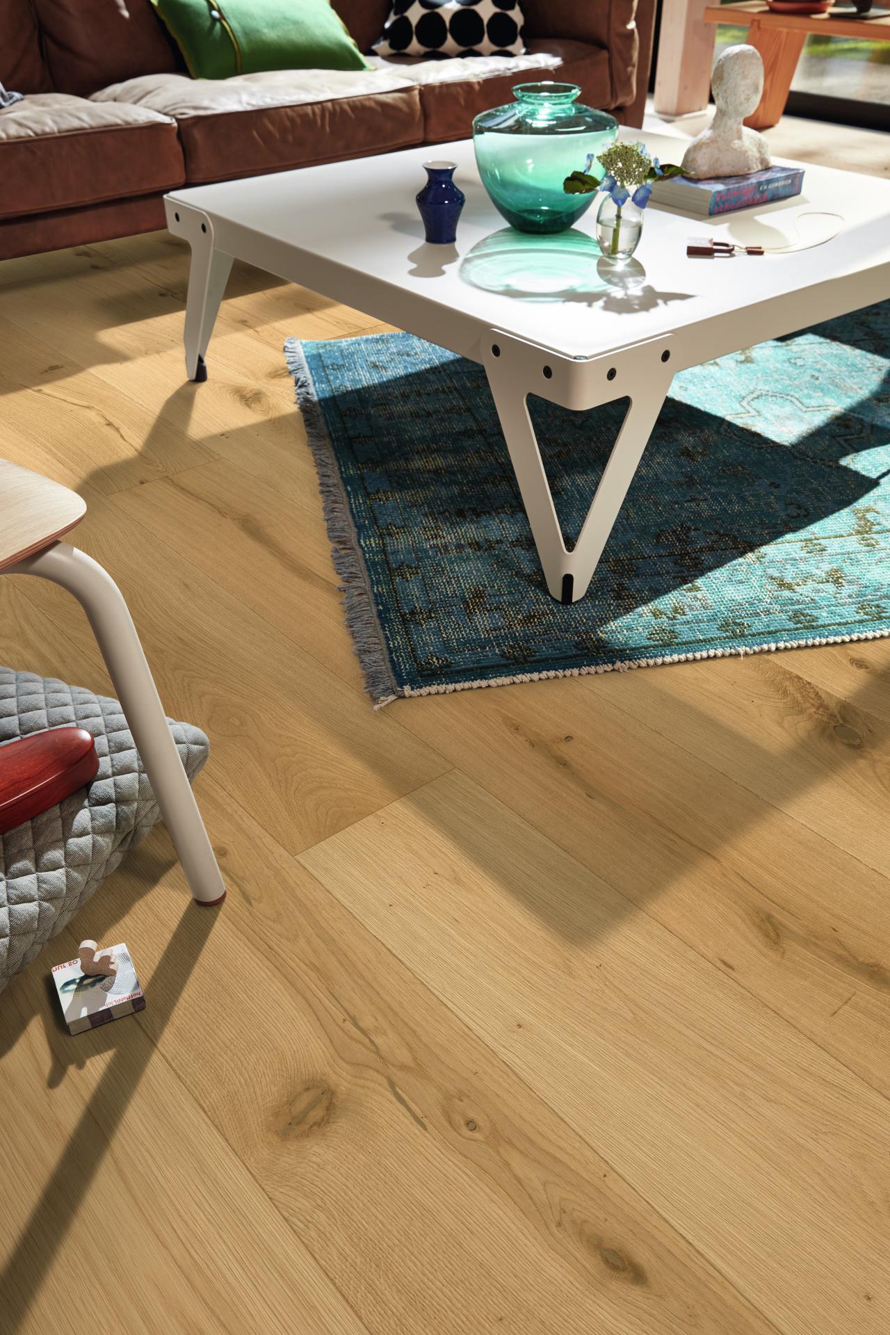 Bild Oberfläche / Detail Fertigparkett Eiche authentic Landhausdiele Gebürstet Meister