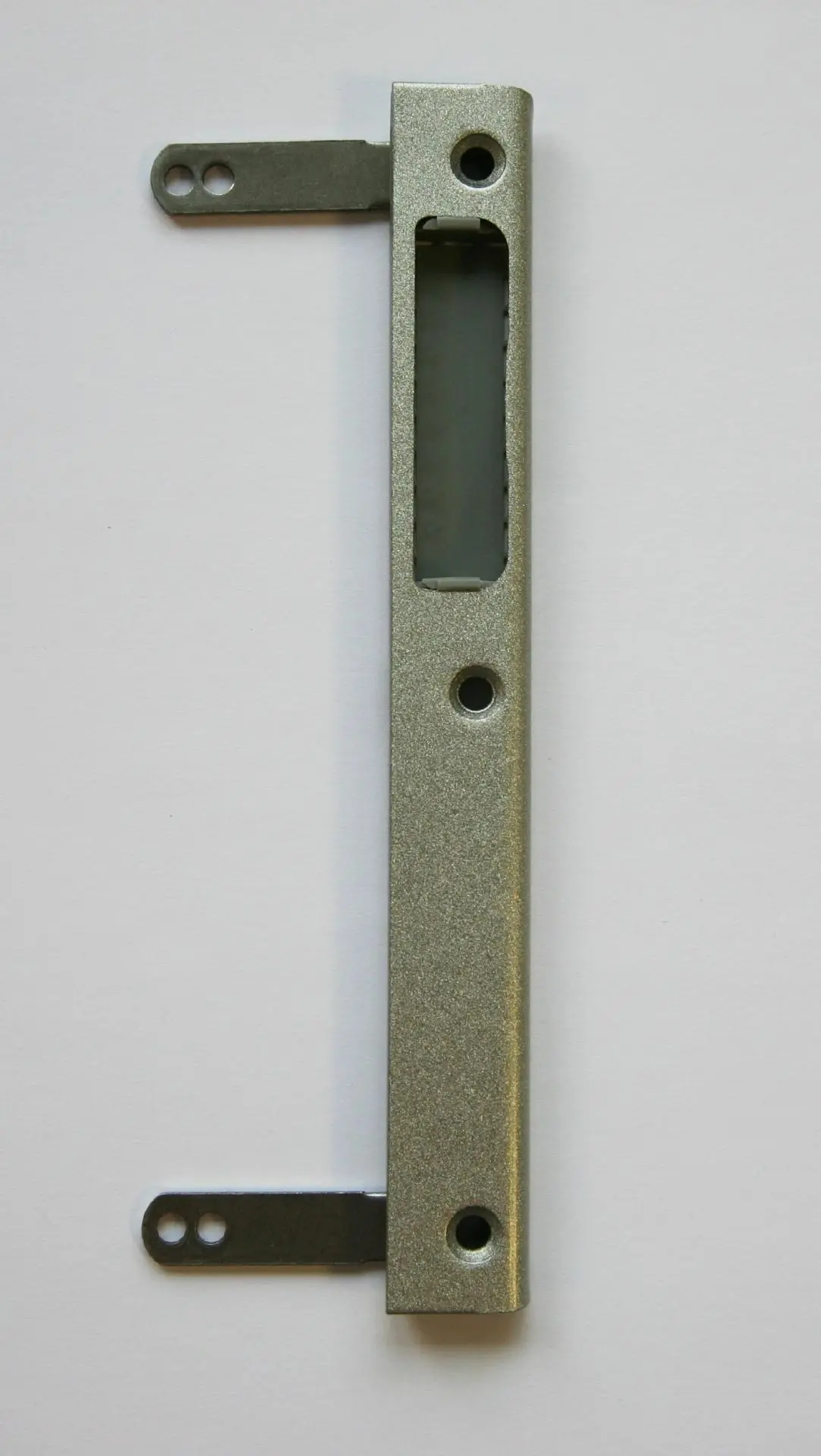 Bild Oberfläche / Detail Schließblech DIN L Garant