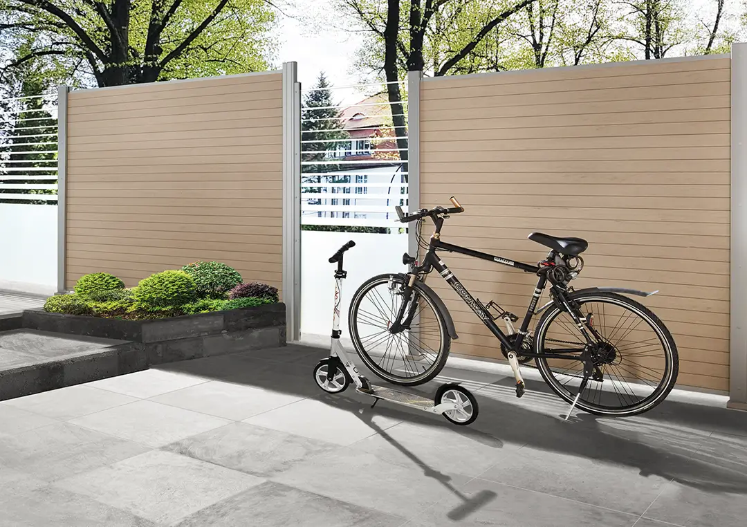Sichtschutz Outdoor, Fahrrad, Roller, Fliesen