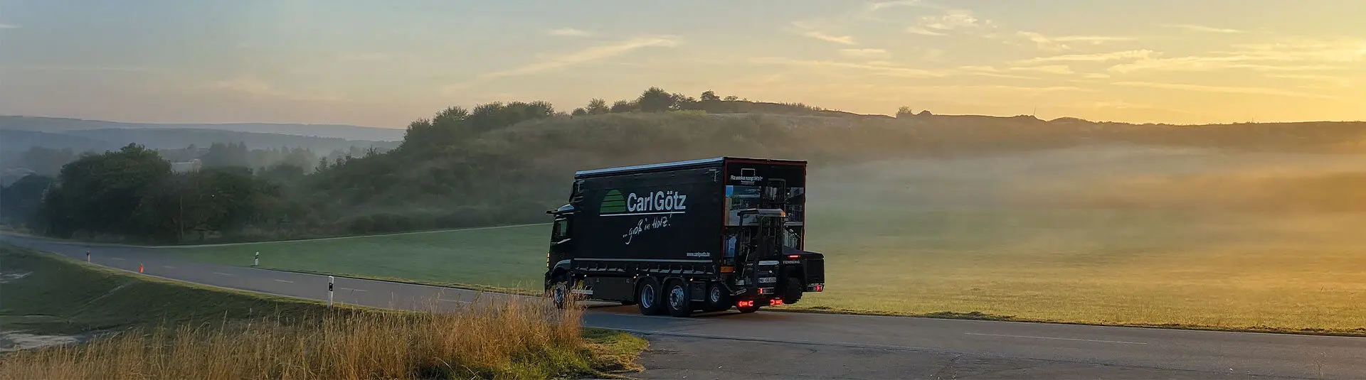 LKW Carl Götz, Landstrasse, Feldwege, Feld im Sommer, Acker, Wiese