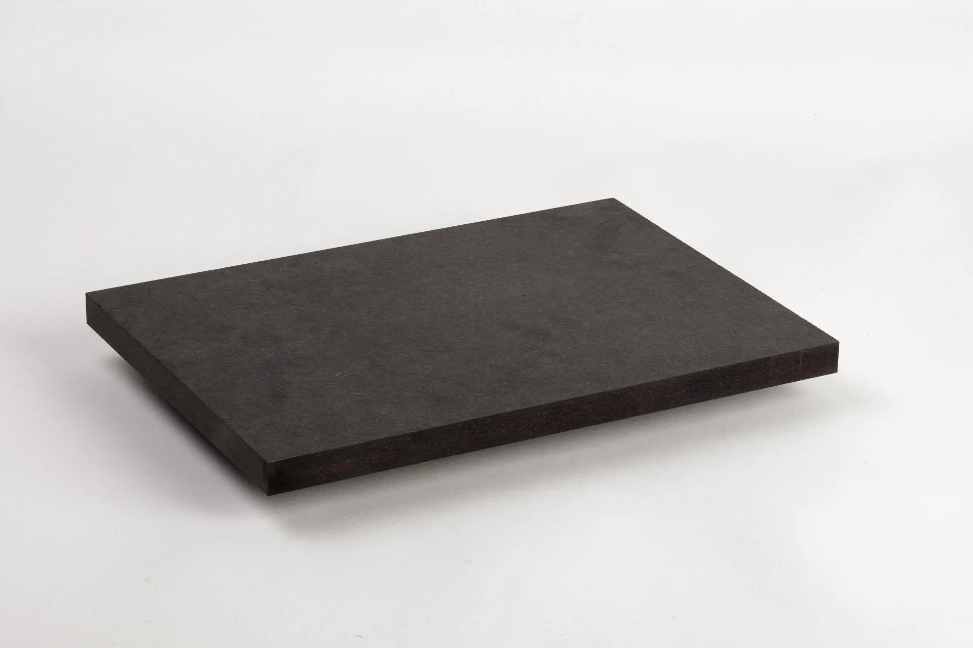 Bild Oberfläche / Detail MDF-Platte Schwarz beidseitig geschliffen Finsa